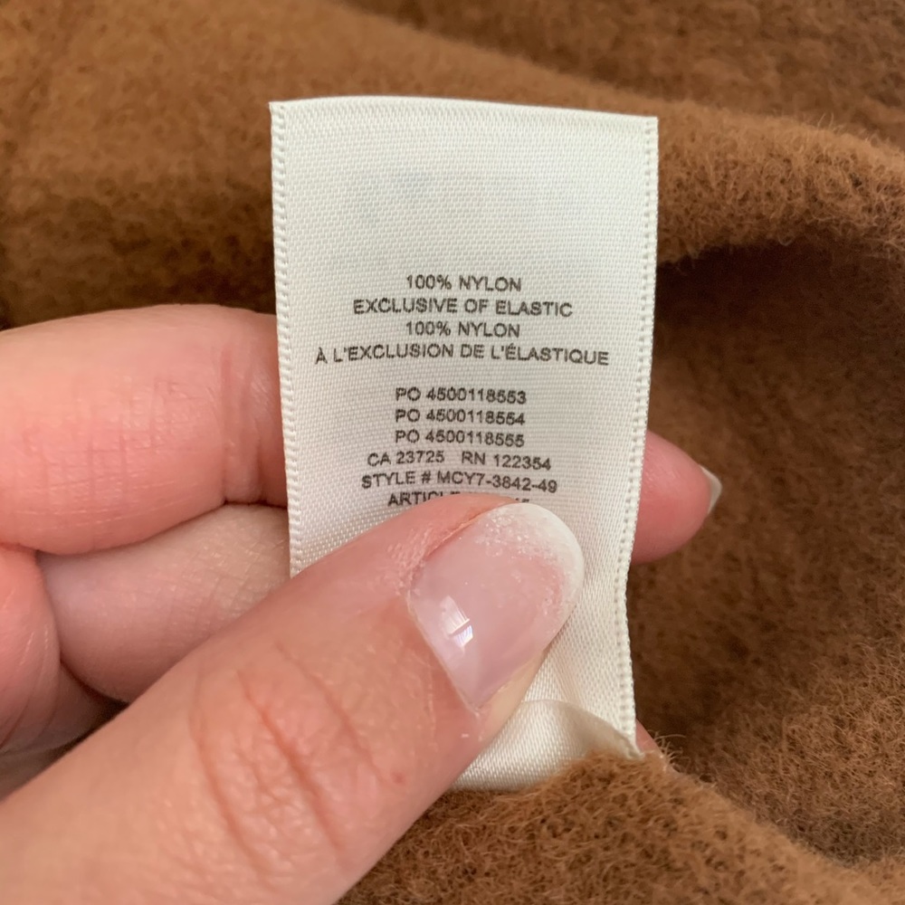 Fuzzy aritzia crop t shirt sweater size small - Picture 4 of 4